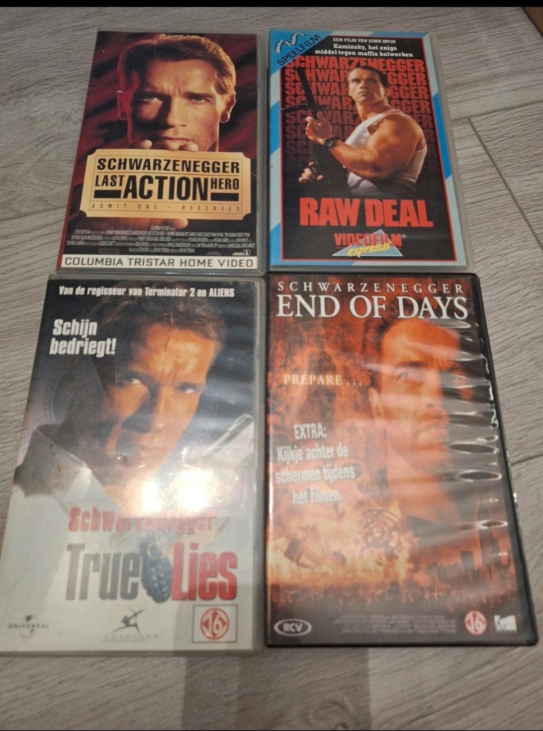 VHS-banden Arnold Schwarzenegger: Last Action Hero, Raw Deal, Vanaf 16 jaar, Ophalen of Verzenden, Actie en Avontuur, VHS