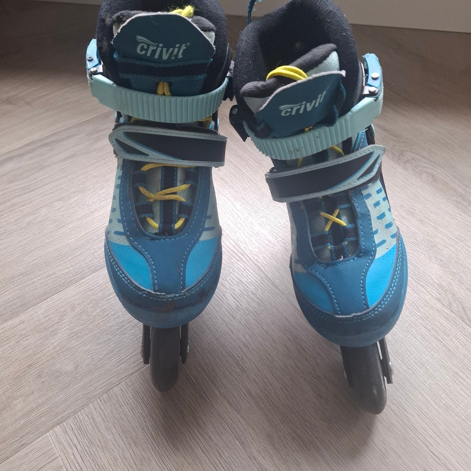 Skeelers Crivit ABEC7 maat 33 tot en maat 37 verstelbaar, Sport en Fitness, Skeelers, Gebruikt, Inline skates 4 wielen, Overige merken