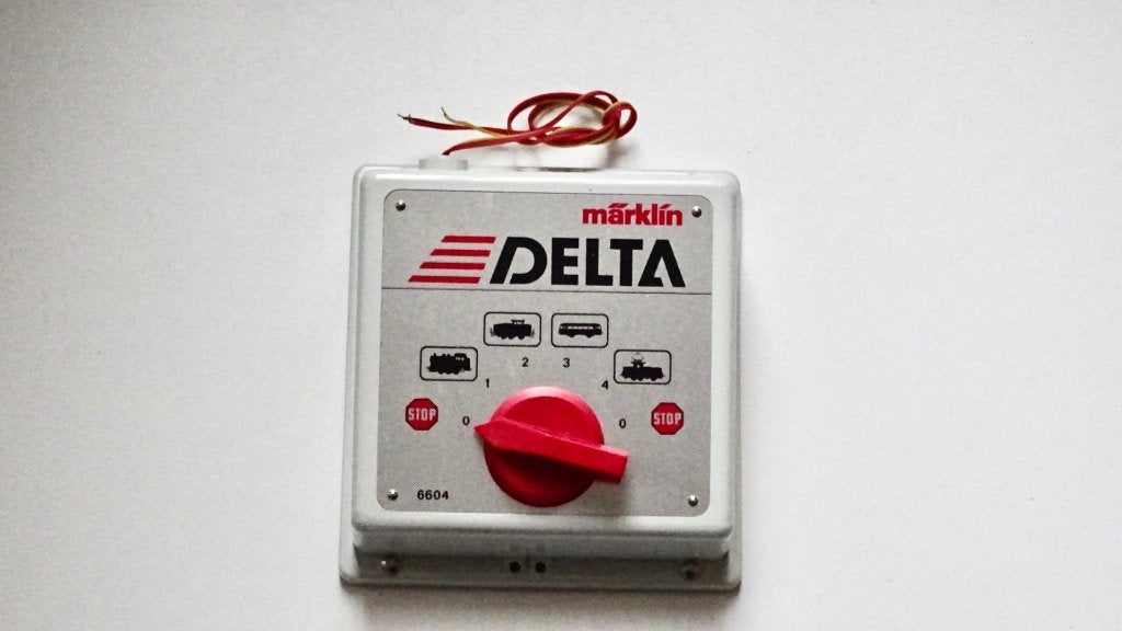 6604 Marklin DELTA Control, Ophalen of Verzenden, Zo goed als nieuw, Märklin, Transformator of Voeding