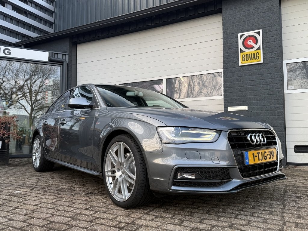 Audi A4 Limousine 1.8 TFSI Business S-Line (bj 2014), Auto's, Audi, Gebruikt, Euro 6, 4 cilinders, Origineel Nederlands