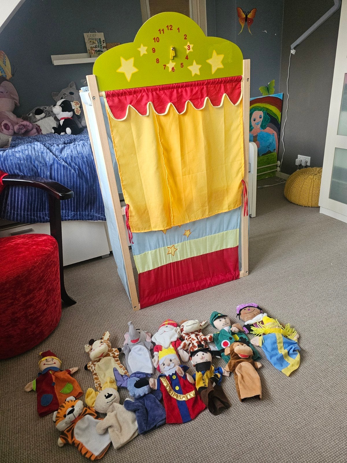 Poppenkast met 14 handpoppen - Urenlang speelplezier!, Ophalen, Gebruikt, Overige typen