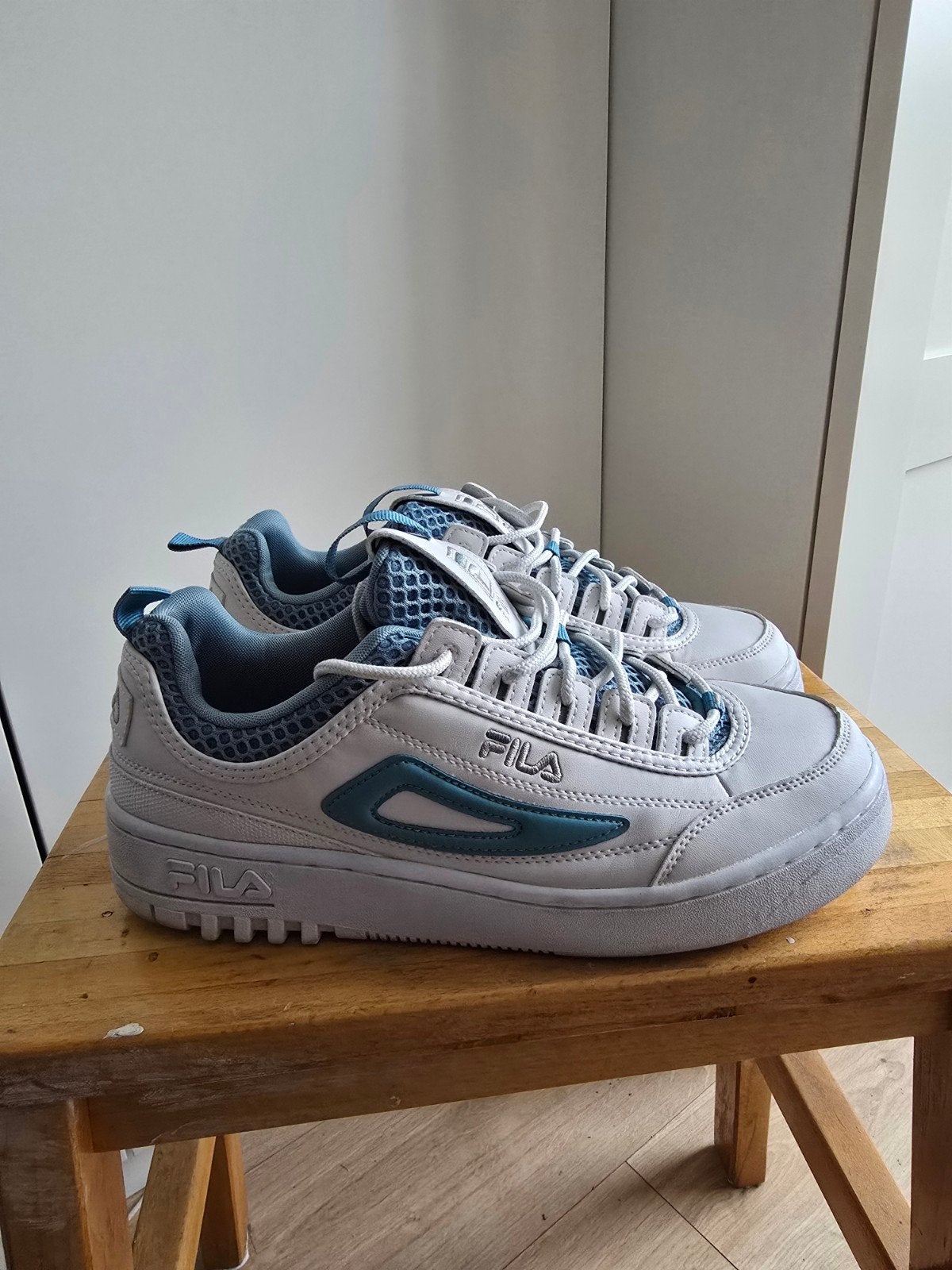 Fila mt 41, Kleding | Dames, Schoenen, Wit, Ophalen of Verzenden, Fila, Sneakers of Gympen