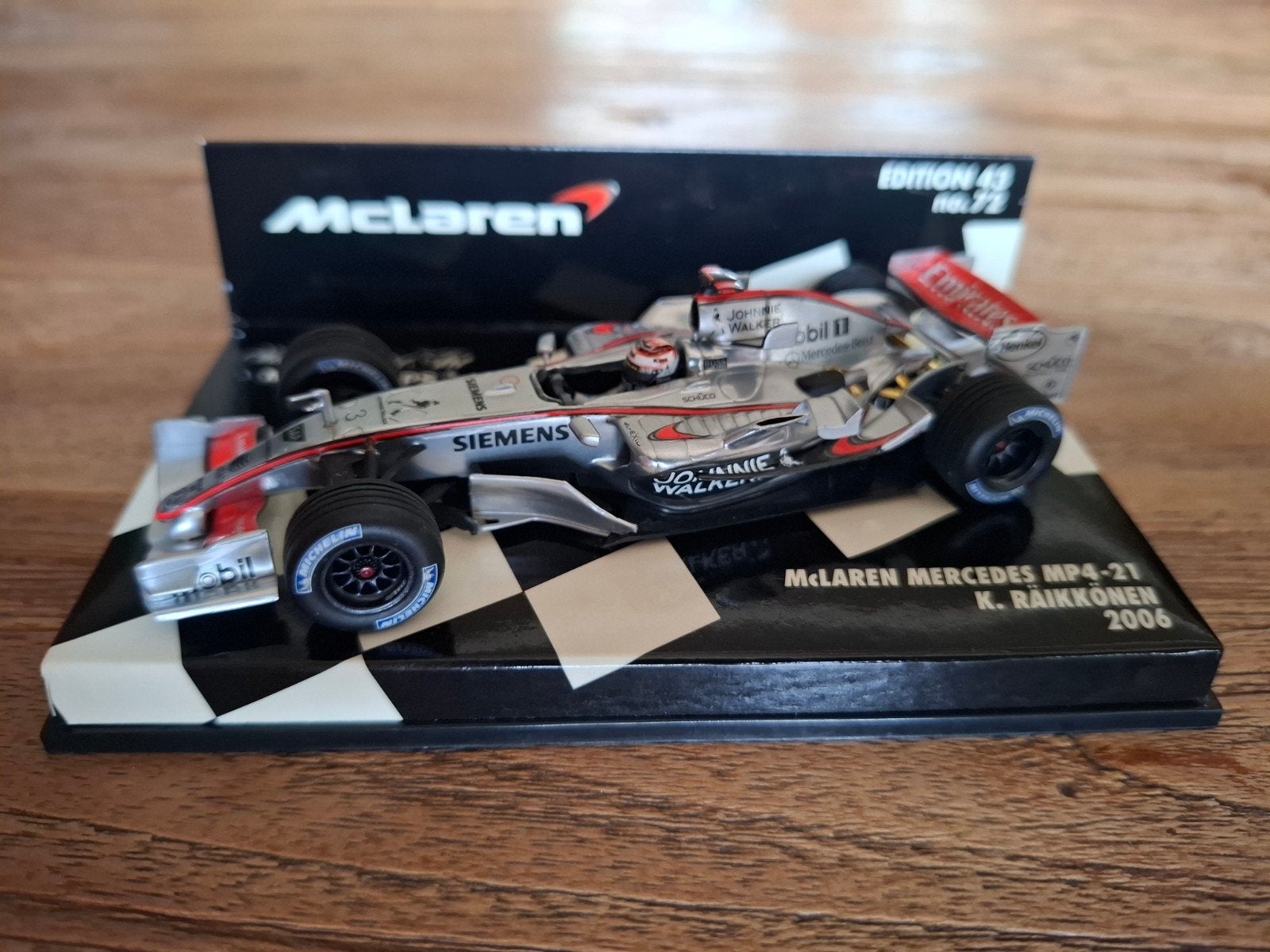 McLaren Mercedes MP4-21 K. Räikkönen 2006 Minichamps, Ophalen of Verzenden, Zo goed als nieuw, Auto, MiniChamps