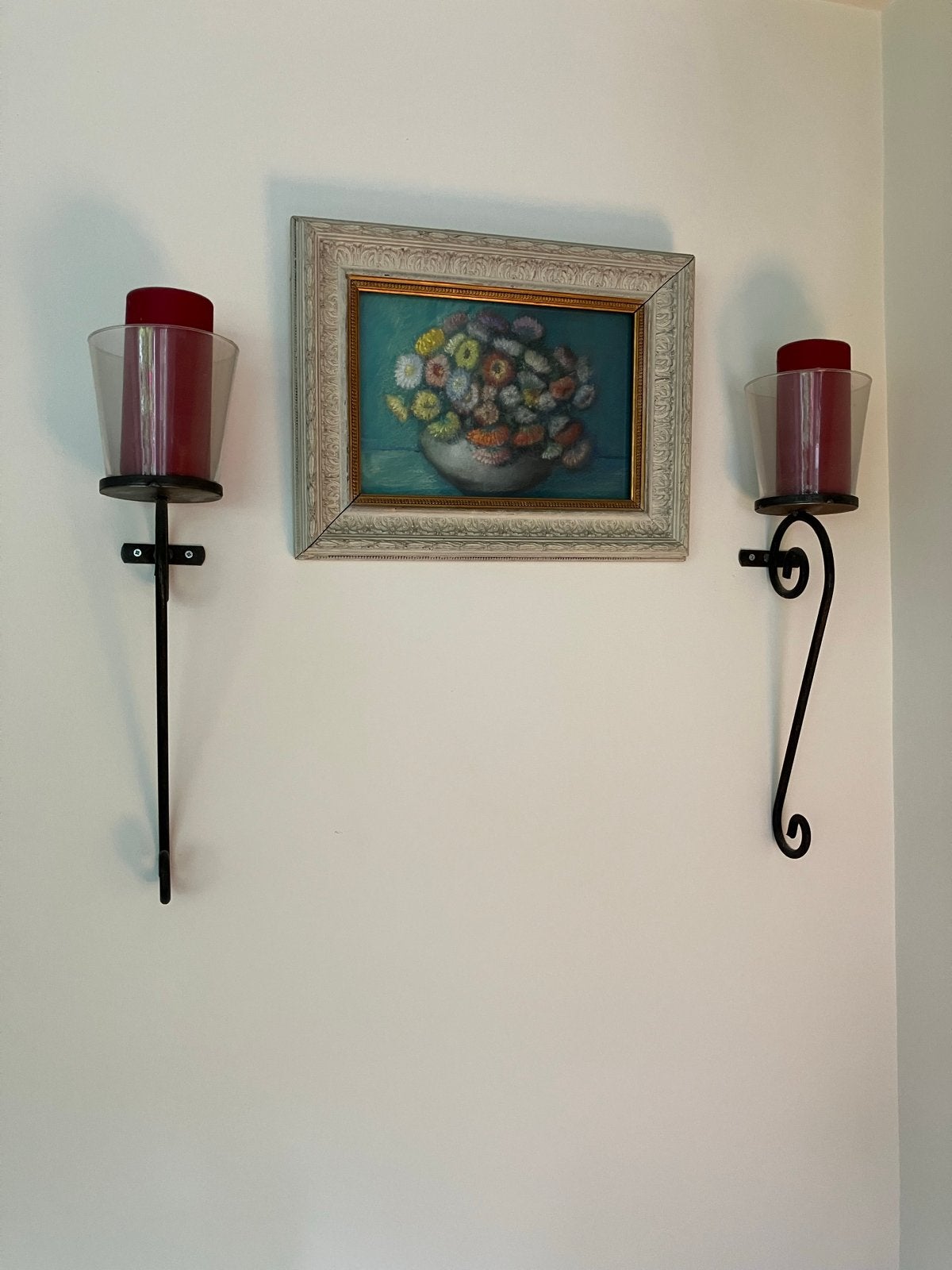 Set van 2 smeedijzeren wandkandelaars met glazen windlicht, Huis en Inrichting, Woonaccessoires | Kandelaars en Kaarsen, Ophalen