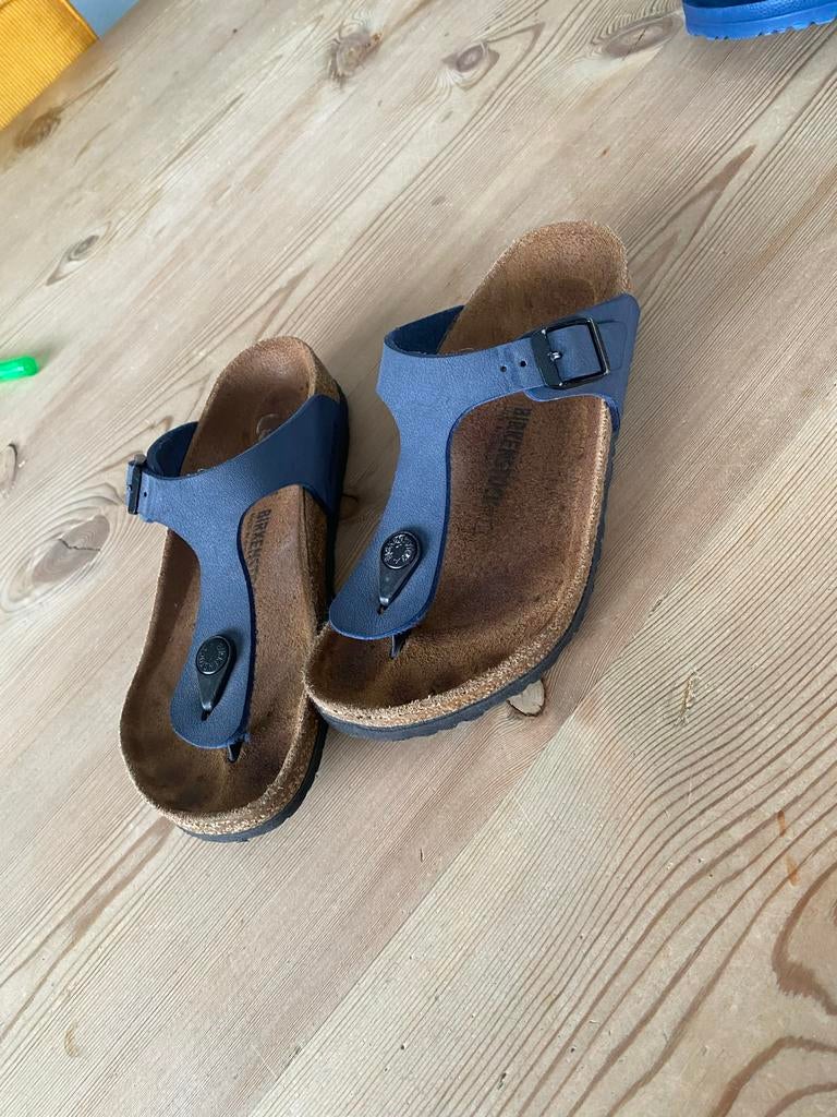 Birkenstock teenslippers blauw - maat 33, Gebruikt, Overige typen, Ophalen of Verzenden, Jongen