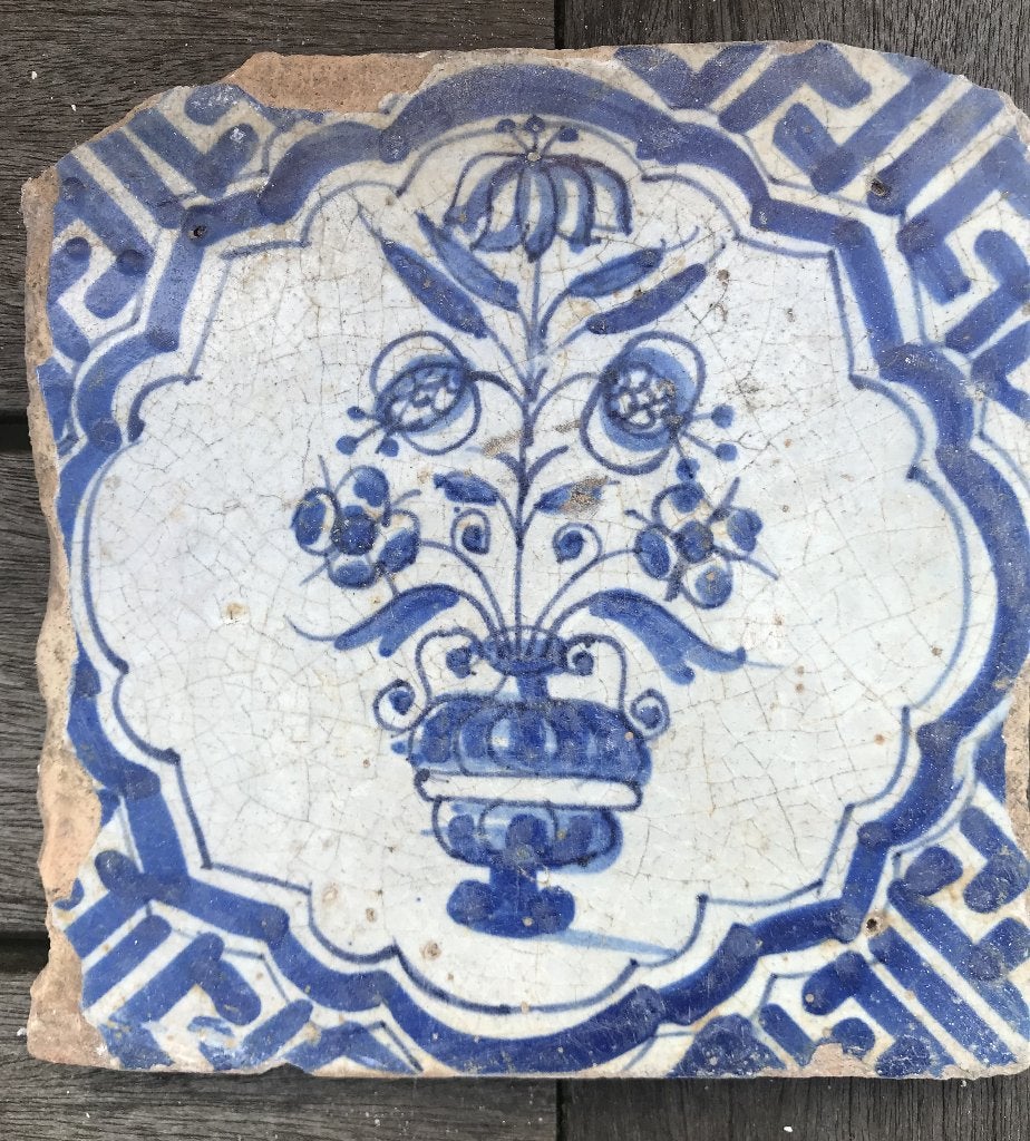 bodemvondst tegel bloempot in Wan-Li, Antiek en Kunst, Verzenden