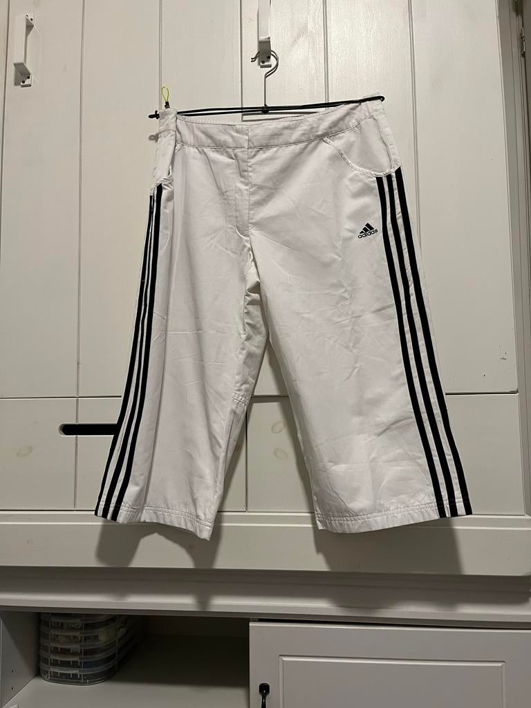 Adidas capri sportbroek wit, Kleding | Dames, Wit, Maat 42/44 (L), Ophalen of Verzenden, Fitness of Aerobics
