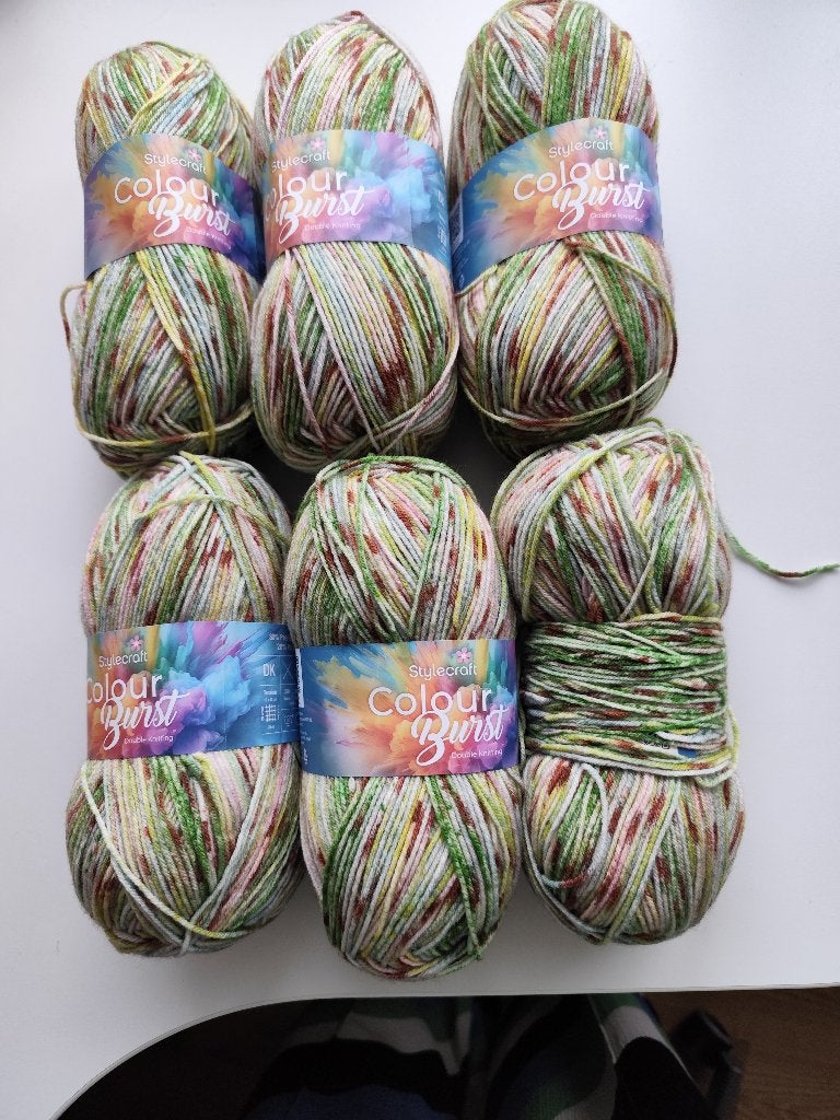 T.k. 6 bollen Style craft Colour Burst kleur 5350 Pixels, Ophalen of Verzenden, Nieuw, Breien of Haken, Wol of Garen
