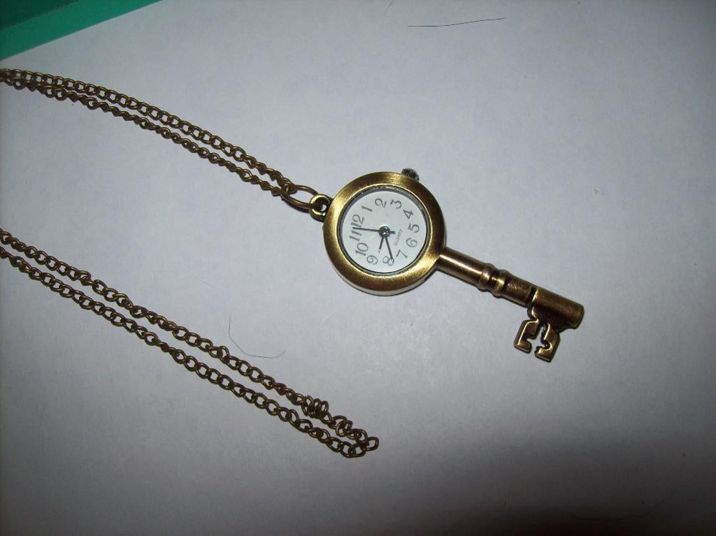 Ketting Goudkleur met Horloge SLEUTEL model, Verzenden, Nieuw, Goud, Overige materialen