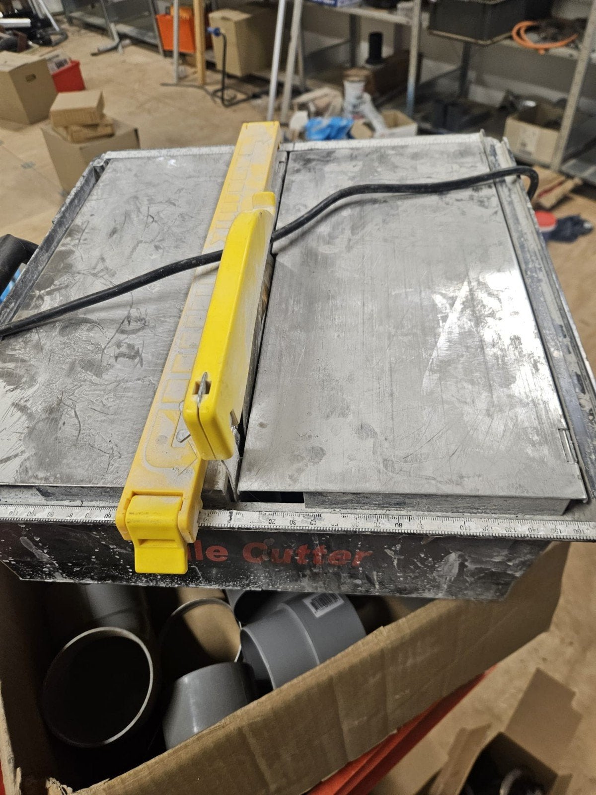 Te koop Diamant Watergekoelde zaag, Ophalen, 1200 watt of meer, 70 mm of meer