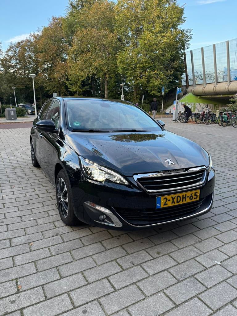 Peugeot 308 1.6THP 92/125 5-D 2014 Zwart, Voorwielaandrijving, 125 pk, 4 cilinders, Handgeschakeld
