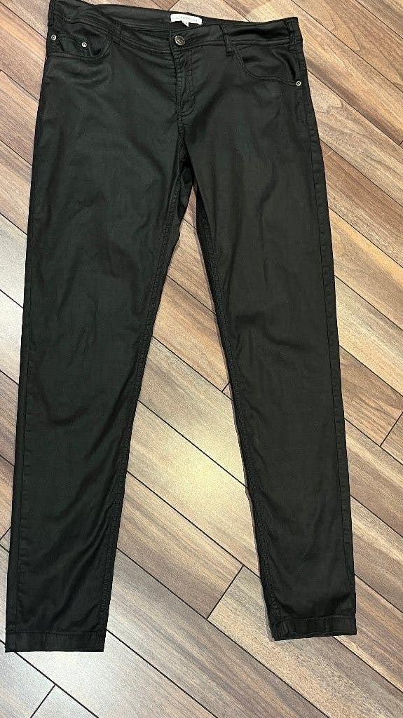 CL Essentials broek, Kleding | Dames, Broeken en Pantalons, Maat 38/40 (M), Zwart, CL Essentials, Ophalen of Verzenden