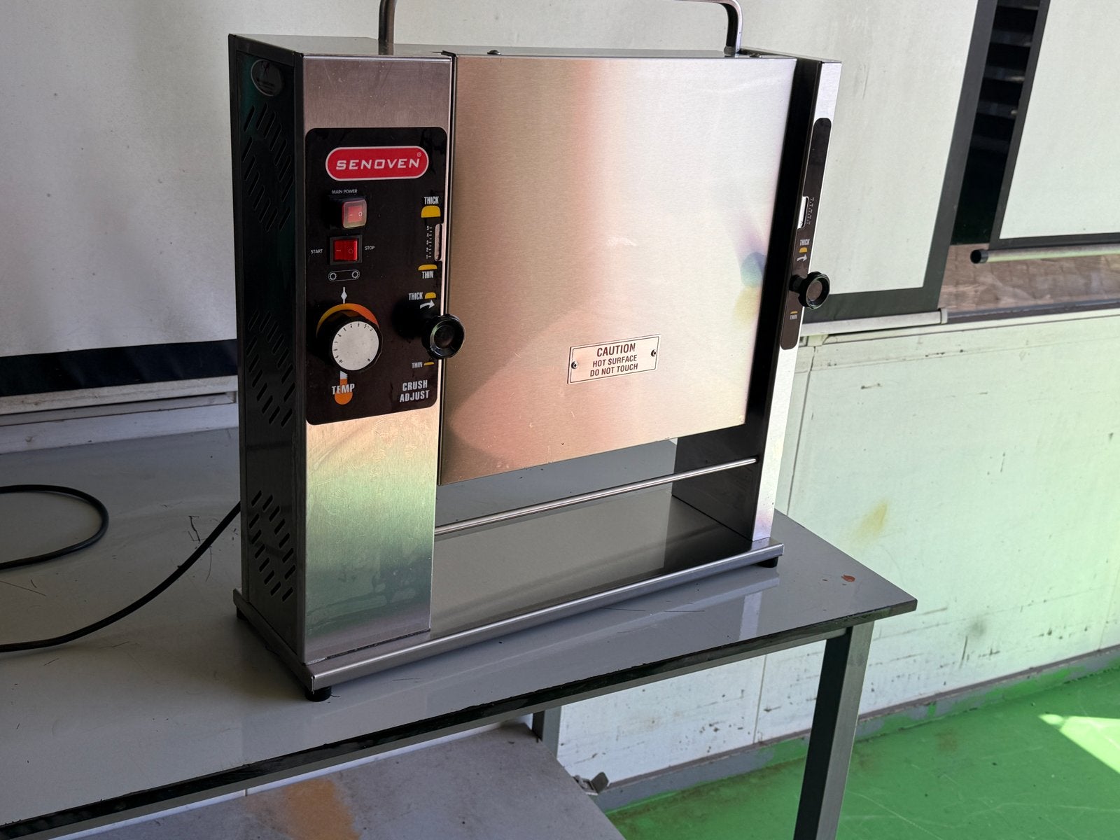 Senoven EKM-40 (T20) Verticale Transportband Broodrooster, Ophalen, Zo goed als nieuw