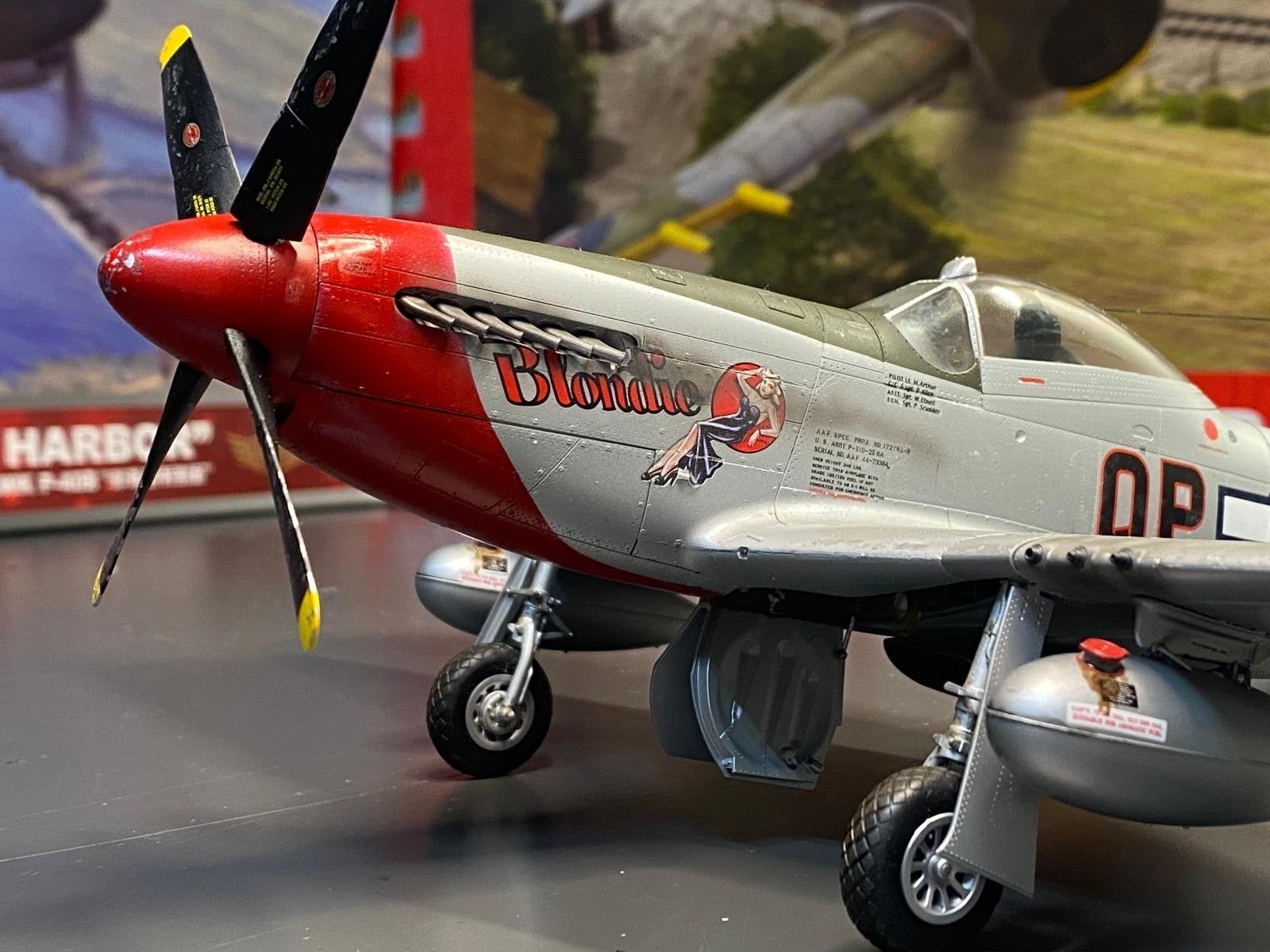 P-51D Mustang "Blondie" 1:32 - Professioneel Gebouwd, Overige merken, Nieuw, Ophalen of Verzenden, Groter dan 1:72