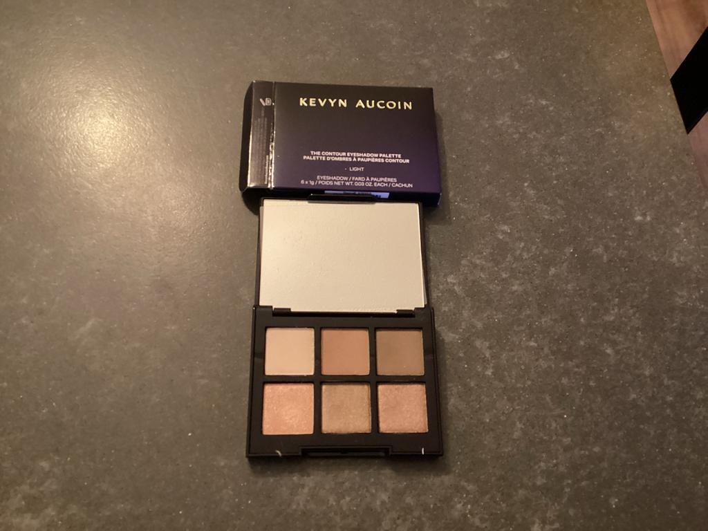 Kevyn Aucoin The Contour Eyeshadow Palette Light, Gebruikt, Ophalen of Verzenden, Make-up, Overige kleuren