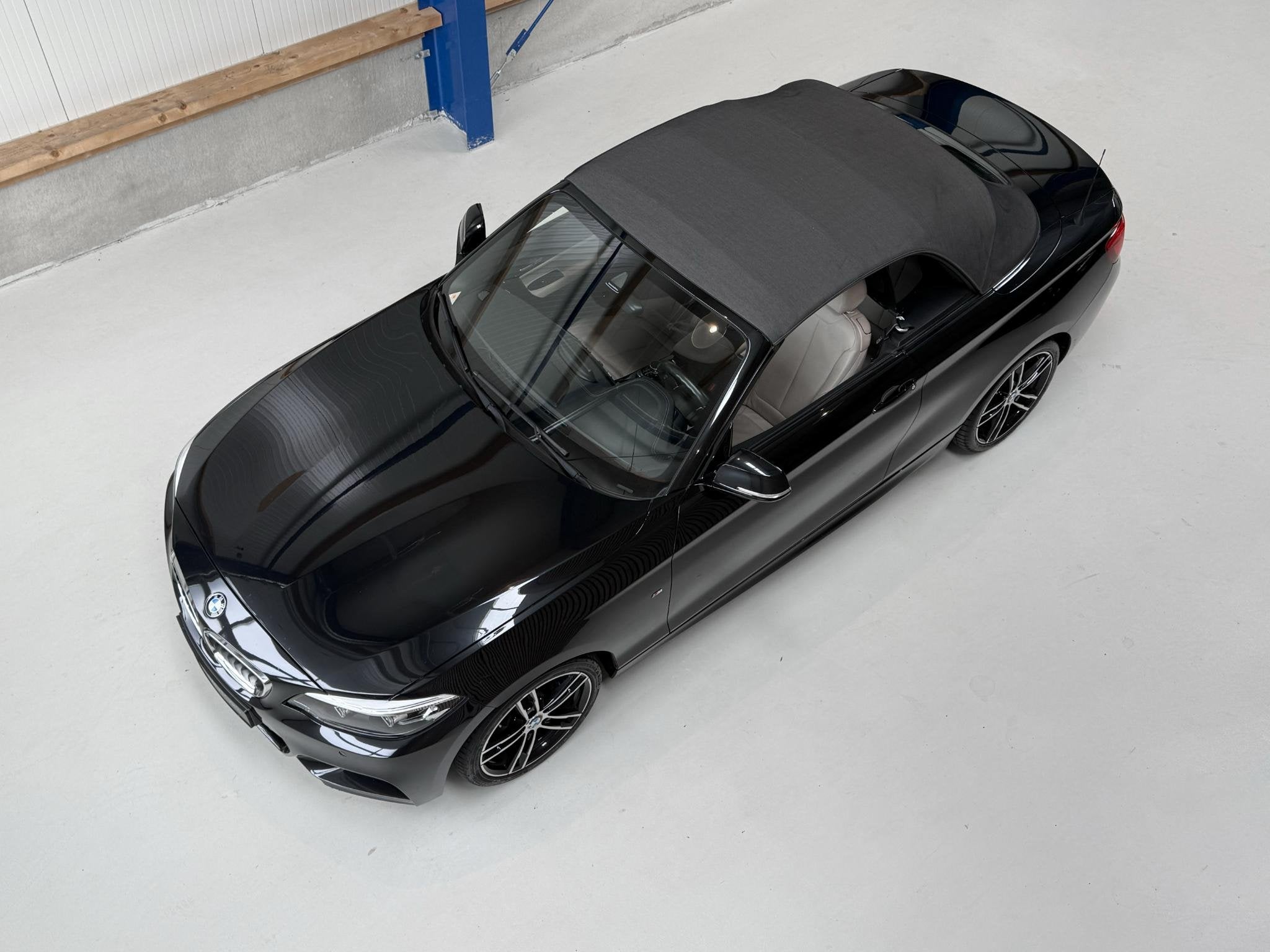 BMW 2-serie Cabrio 218i High Executive M PAKKET - NL AUTO -, Auto's, BMW, Automaat, Gebruikt, Cabriolet, 4 stoelen