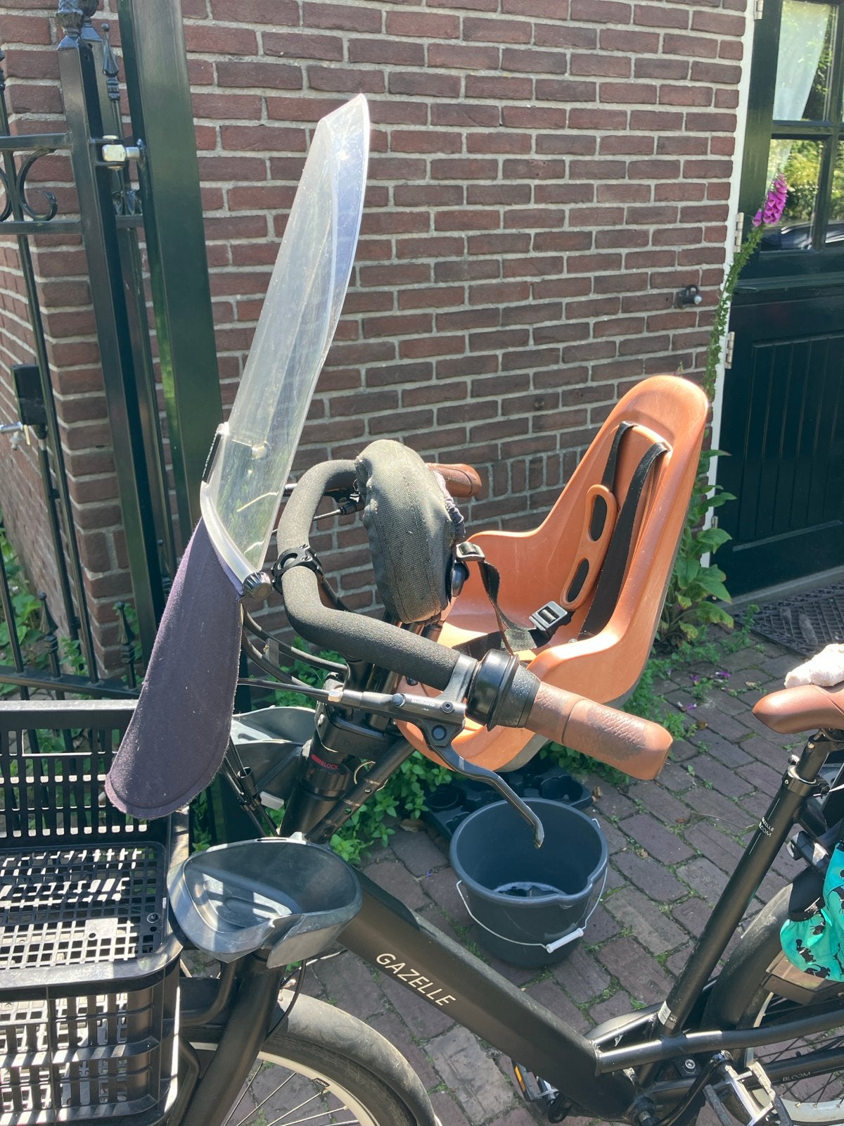 Bo bike voorzitje met extra adapter en wind scherm, Ophalen, Gebruikt