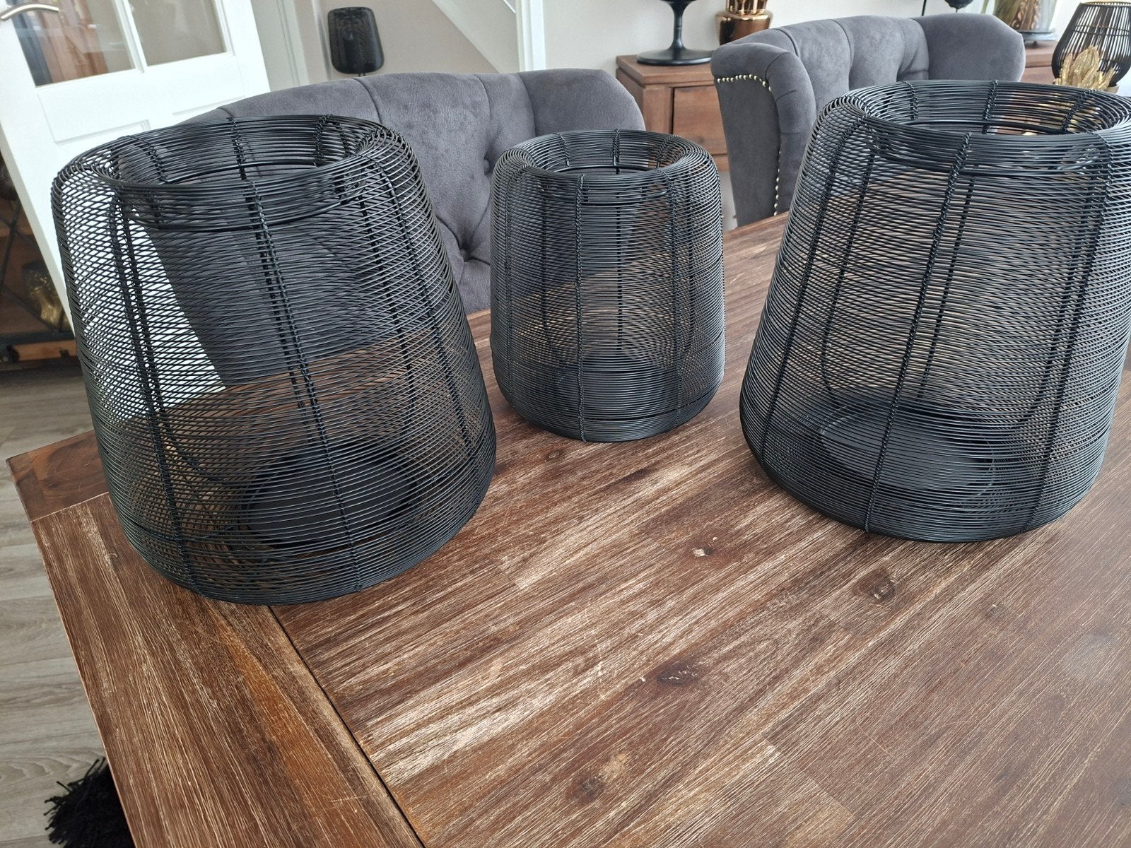 Set van 3 zwarte metalen windlichten/lantaarns, Windlicht, Zwart, Ophalen of Verzenden, Zo goed als nieuw