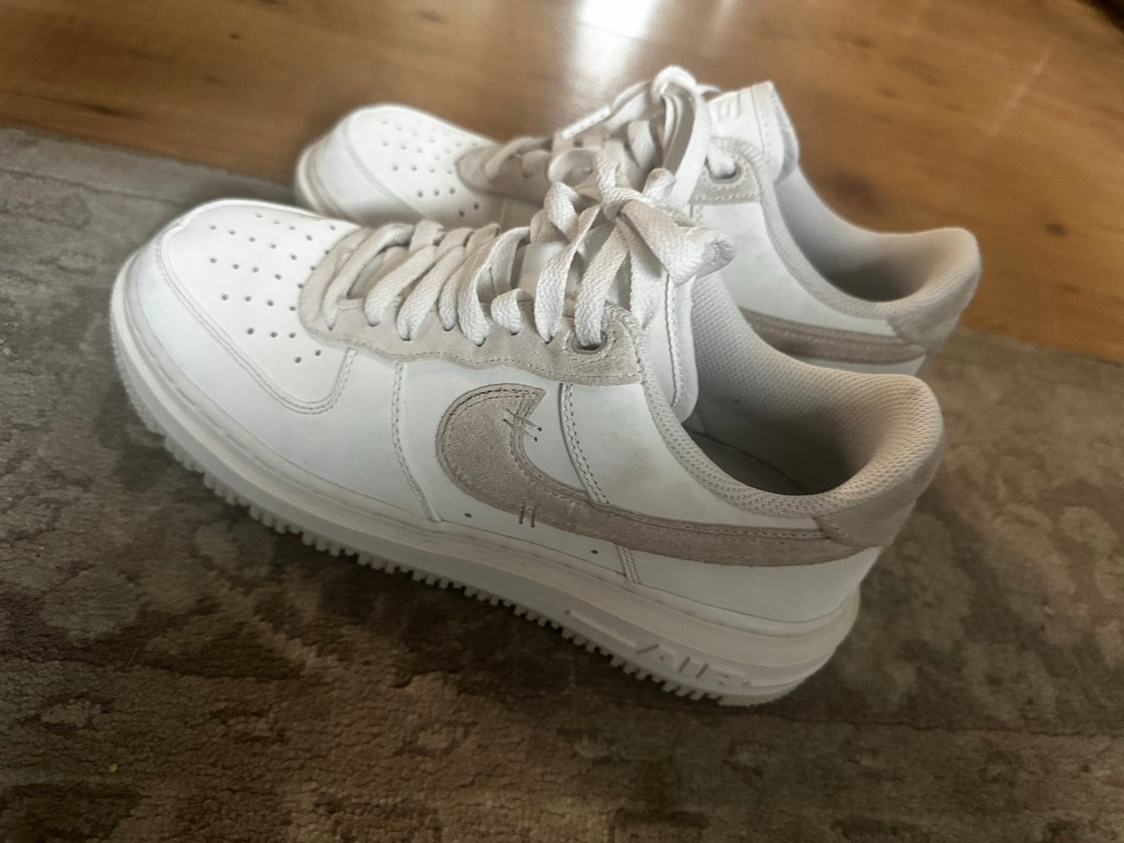 Nike Air Force 1 '07 unissex Sneakers - Wit/Beige maat 41, Kleding | Dames, Ophalen of Verzenden, Zo goed als nieuw, Wit, Sneakers of Gympen