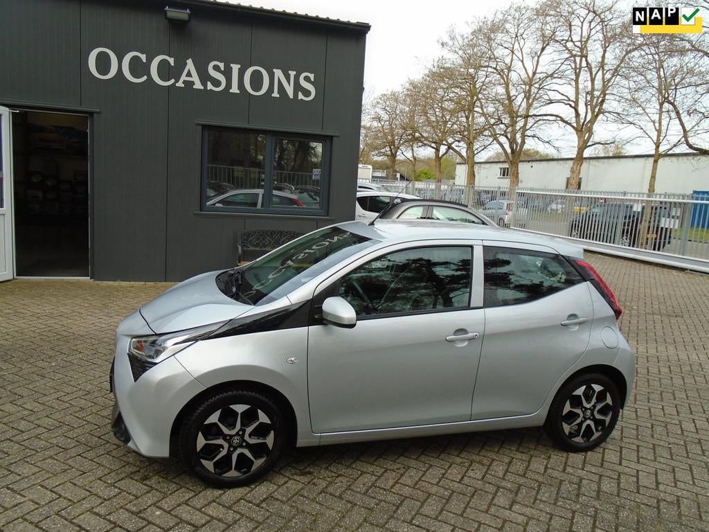 Toyota Aygo 1.0 VVT-i x-fun, Voorwielaandrijving, Stof, Gebruikt, 4 stoelen