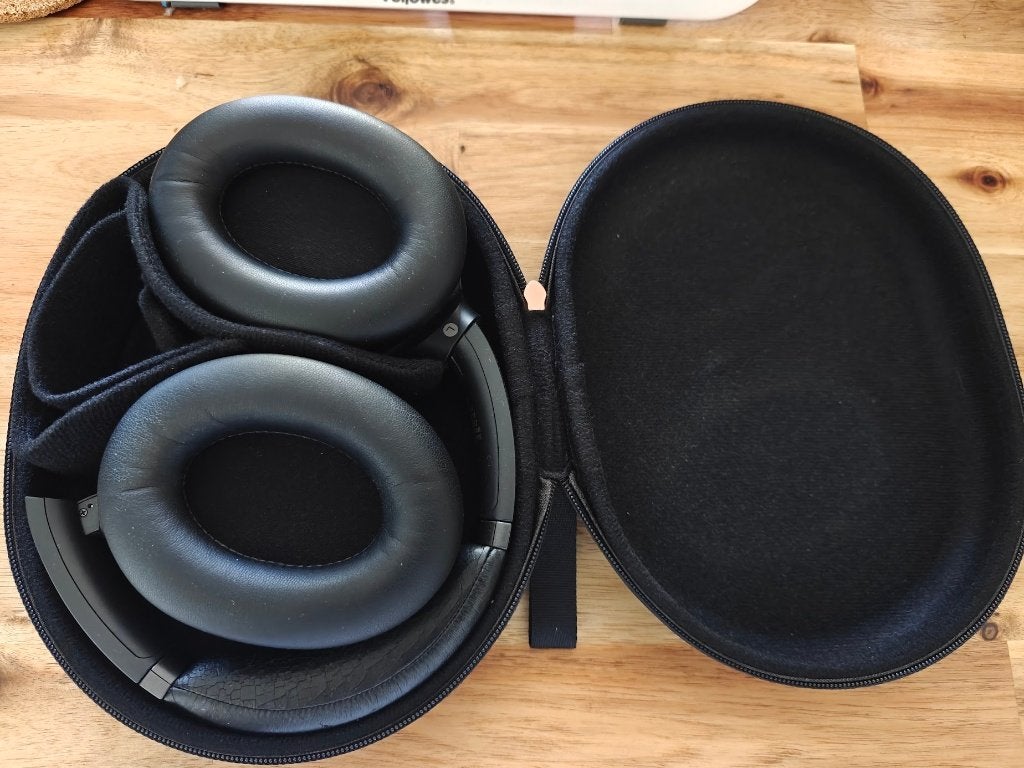 Sony WH-1000XM3 noise cancelling koptelefoon met case, Gebruikt, Ophalen of Verzenden, Draadloos, Zwart