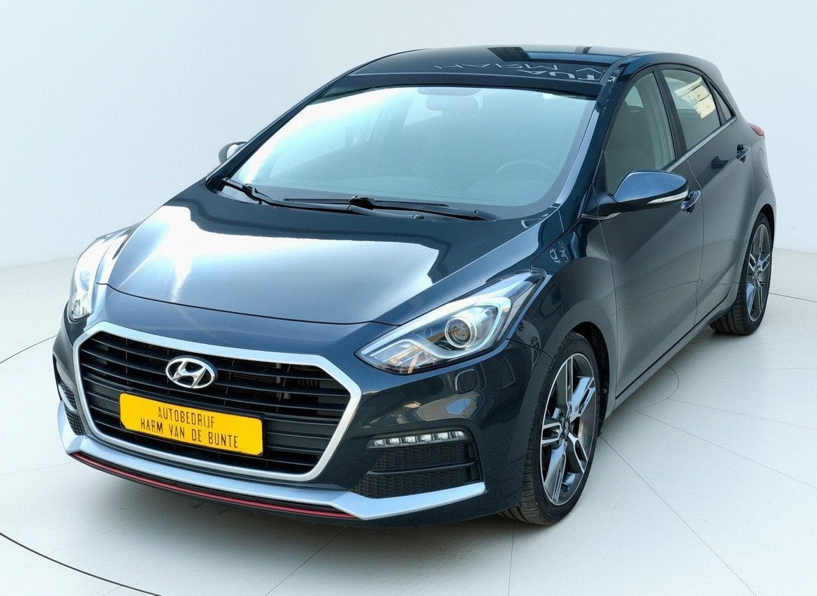 Hyundai I30 1.6 GDi turbo 186 PK i-Motion XENON LED CRUISE C, Voorwielaandrijving, Dealer onderhouden, Gebruikt, Leder en Stof