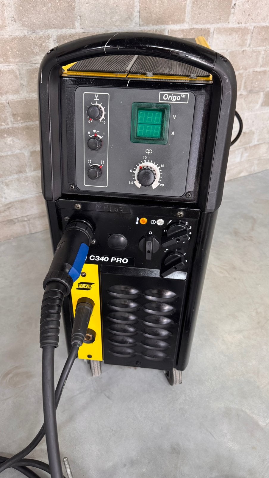 ESAB MIG C340 PRO  340 ampere luchtgekoeld, Doe-het-zelf en Verbouw, Ophalen, Zo goed als nieuw, 250 ampère of meer, Co2