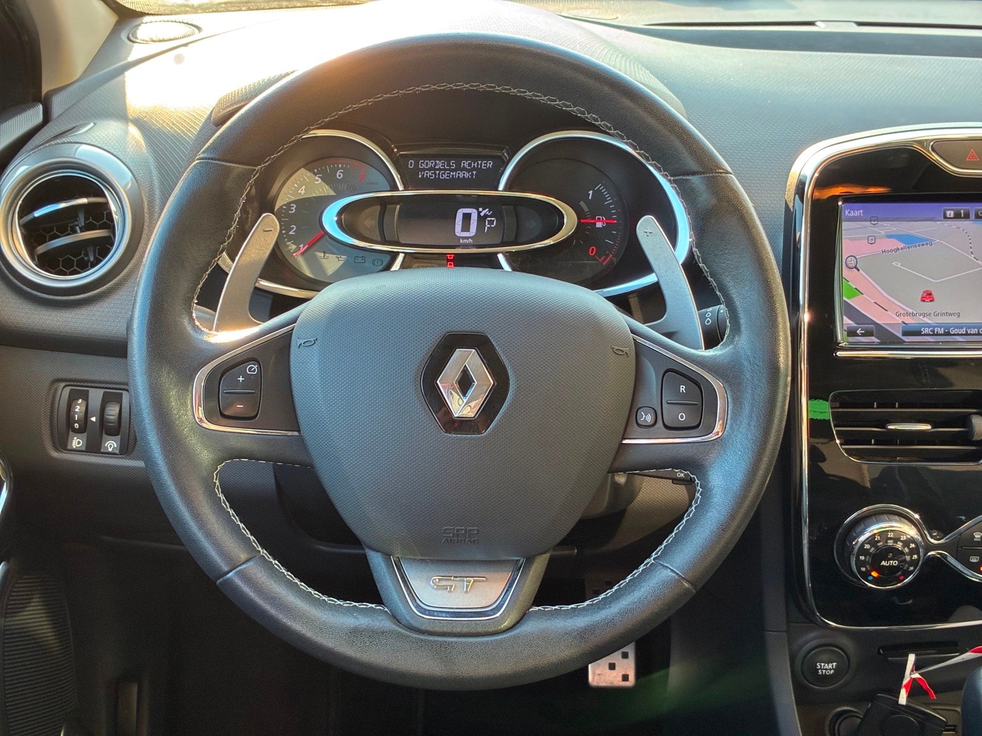 Renault Clio 1.2 GT|1e Eigenaar|Automaat|Navigatie|CruiseCon, Auto's, Renault, Euro 5, Gebruikt, 19 km/l, 1065 kg