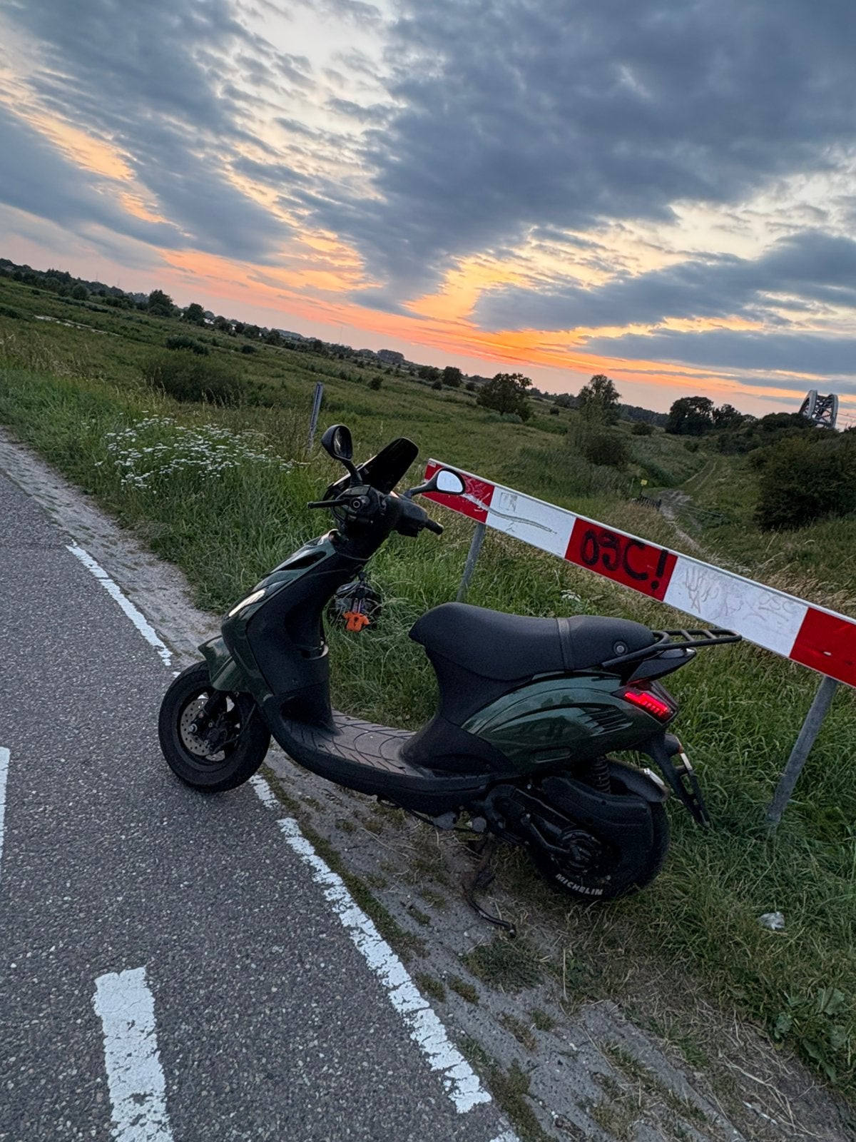 Piaggio Zip 2000 Tekoop / Te Ruil, Ophalen, Zo goed als nieuw, Benzine, Zip
