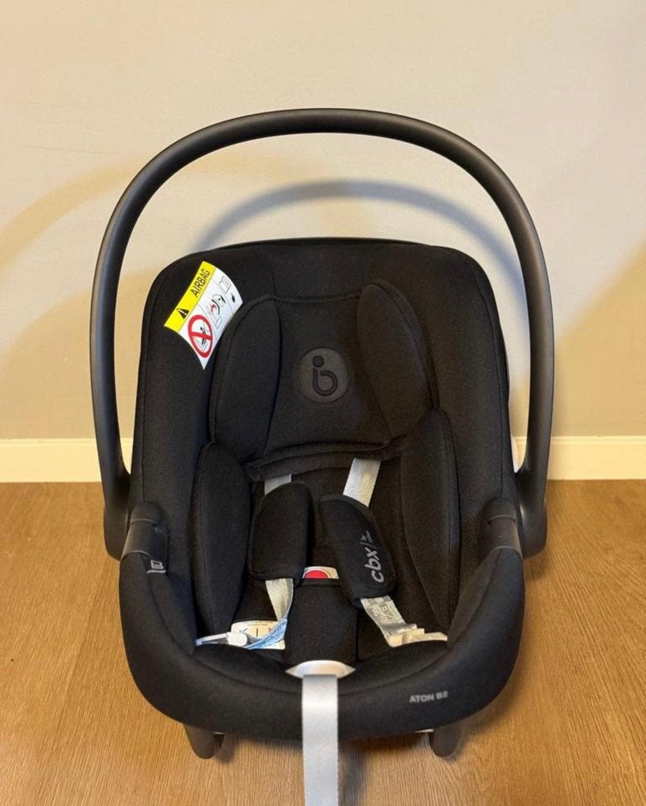 Cybex Aton B2 i-size, Kinderen en Baby's, Autostoeltjes, Overige merken, 0 t/m 18 kg, Ophalen of Verzenden, Zo goed als nieuw