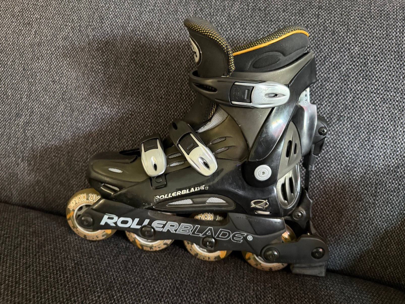 Rollerblade maat 37 en tas, Gebruikt, Inline skates 4 wielen, Dames, Ophalen