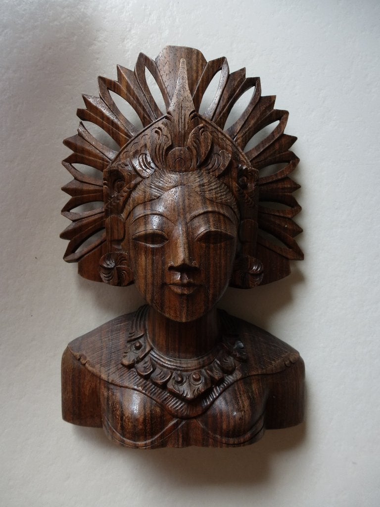 Fraai oosters beeldje - Houtsnijwerk - Buste vrouw, Houtsnijwerk, Minder dan 20 cm, Verzenden, Hout