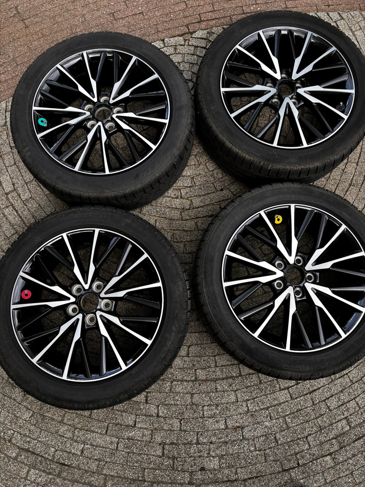 Originele Toyota CHR velgen met winterbanden, Ophalen, 18 inch, Gebruikt, Banden en Velgen