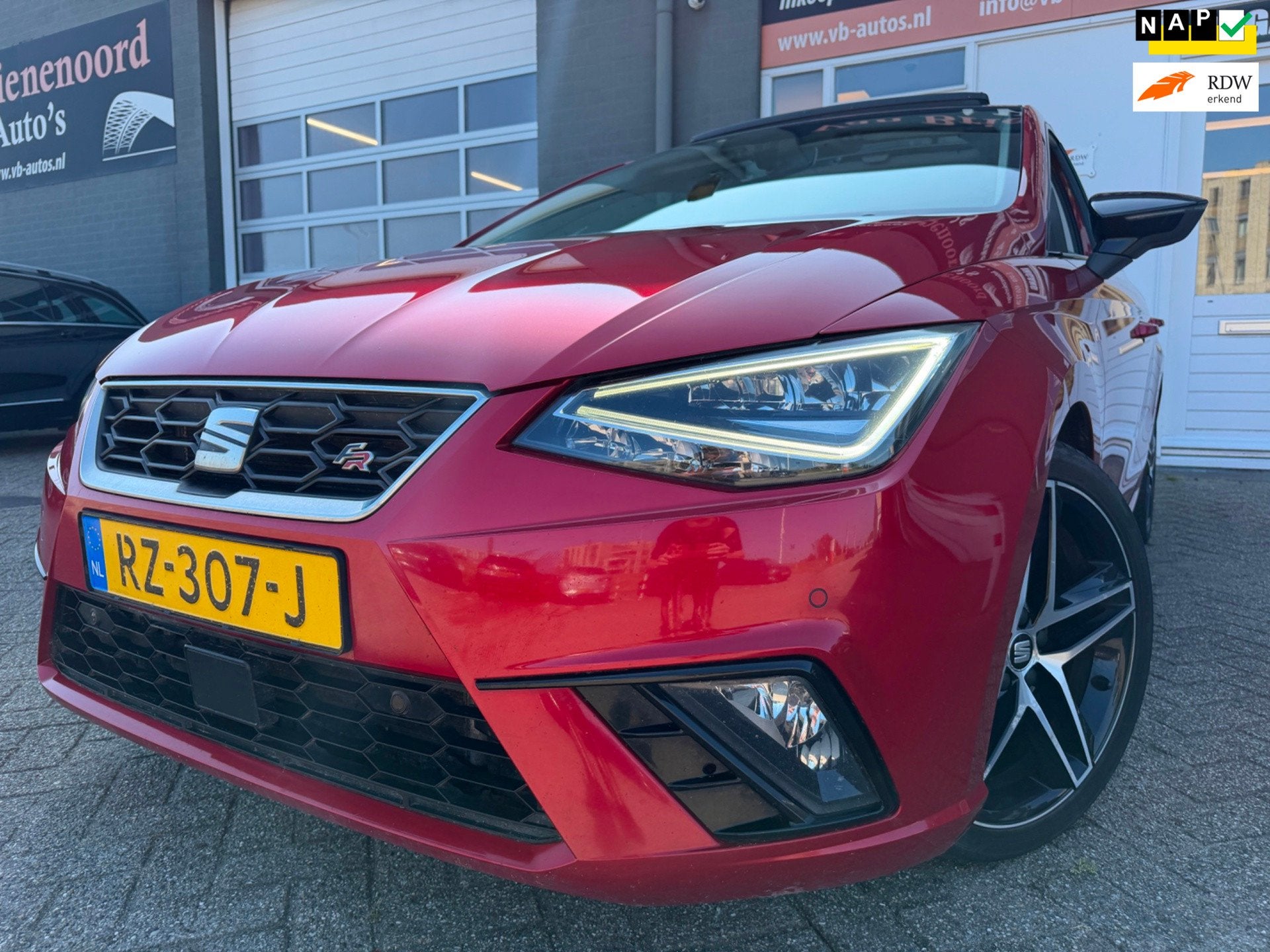 Seat Ibiza 1.5 TSI EVO FR Business Intense van 1ste Eig en e, Voorwielaandrijving, Stof, 4 cilinders, 150 pk