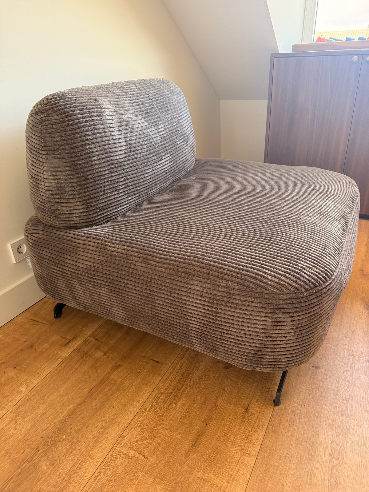Troubadours Interieur loungebank/stoel ribstof charcoal, Eenpersoons, 75 tot 100 cm, Ophalen of Verzenden, Zo goed als nieuw