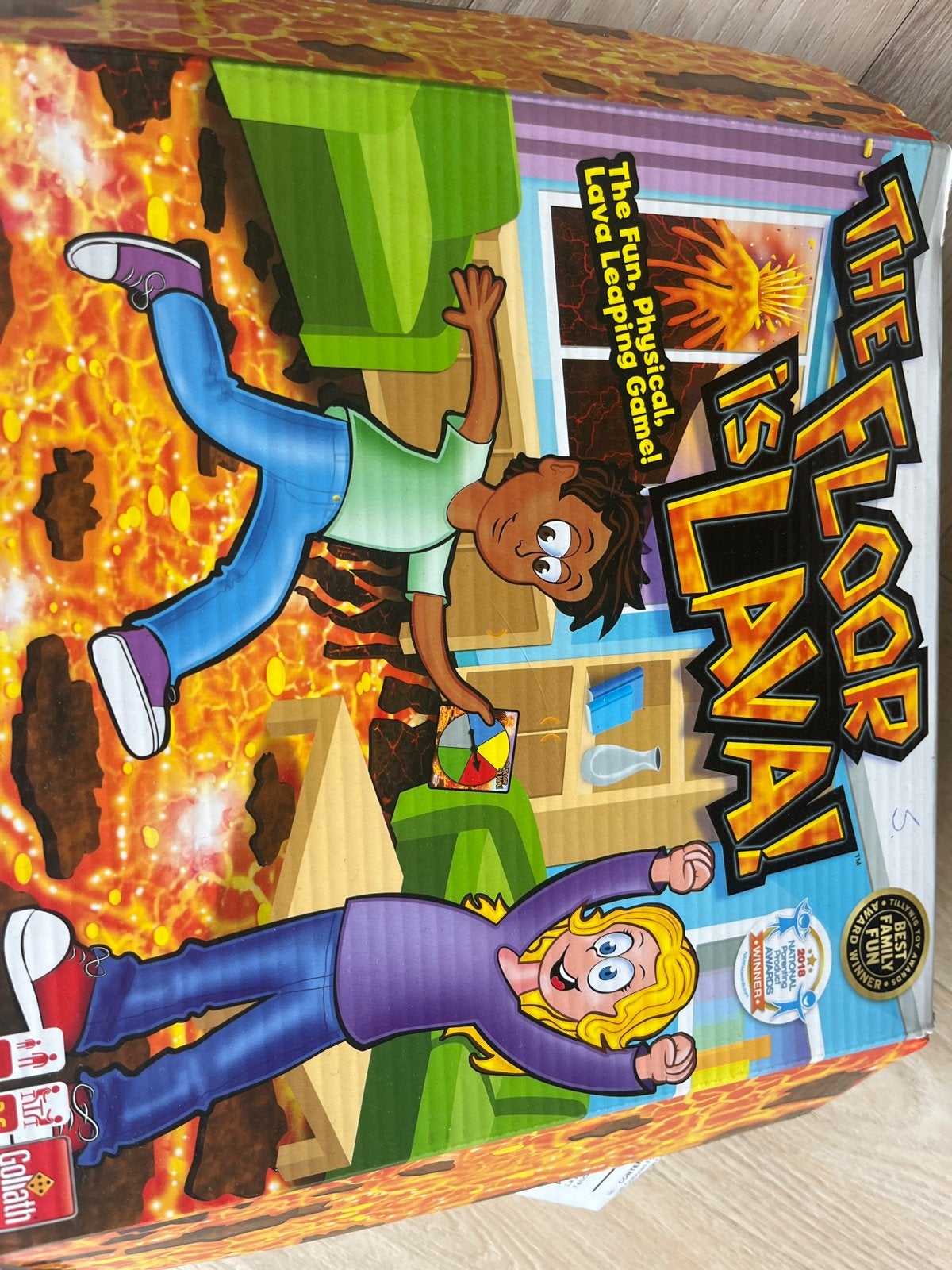 The Floor is Lava! - Compleet spel, zo goed als nieuw, Drie of vier spelers, Ophalen, Zo goed als nieuw