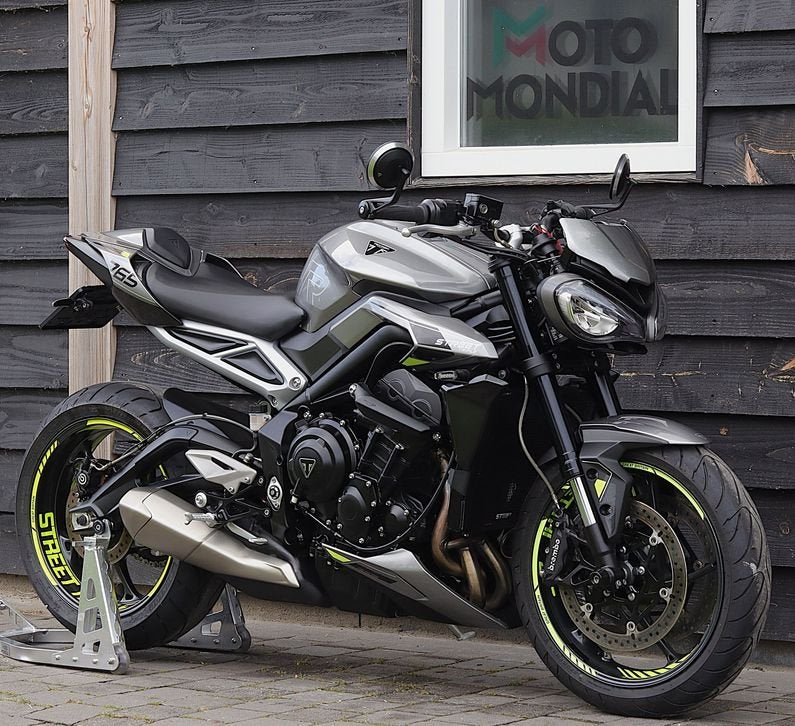 TRIUMPH STREET TRIPLE R (bj 2024), Motorrijbewijs A, Bedrijf, 765 cc, Onbekend