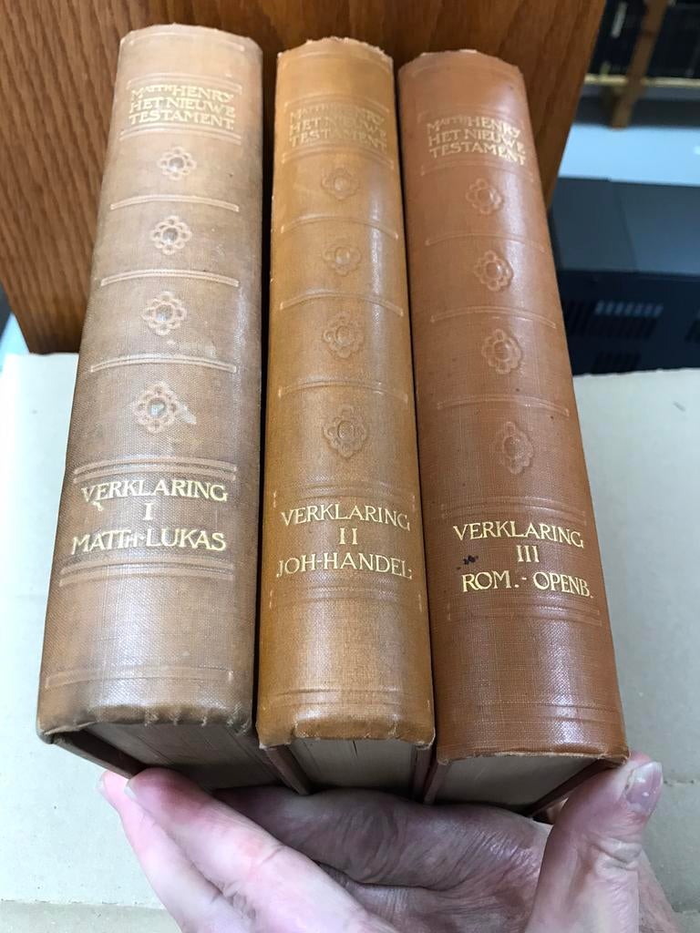 Matthew Henry Bijbelverklaring nieuwe testament 3 delen, Boeken, Godsdienst en Theologie, Ophalen of Verzenden, Gelezen