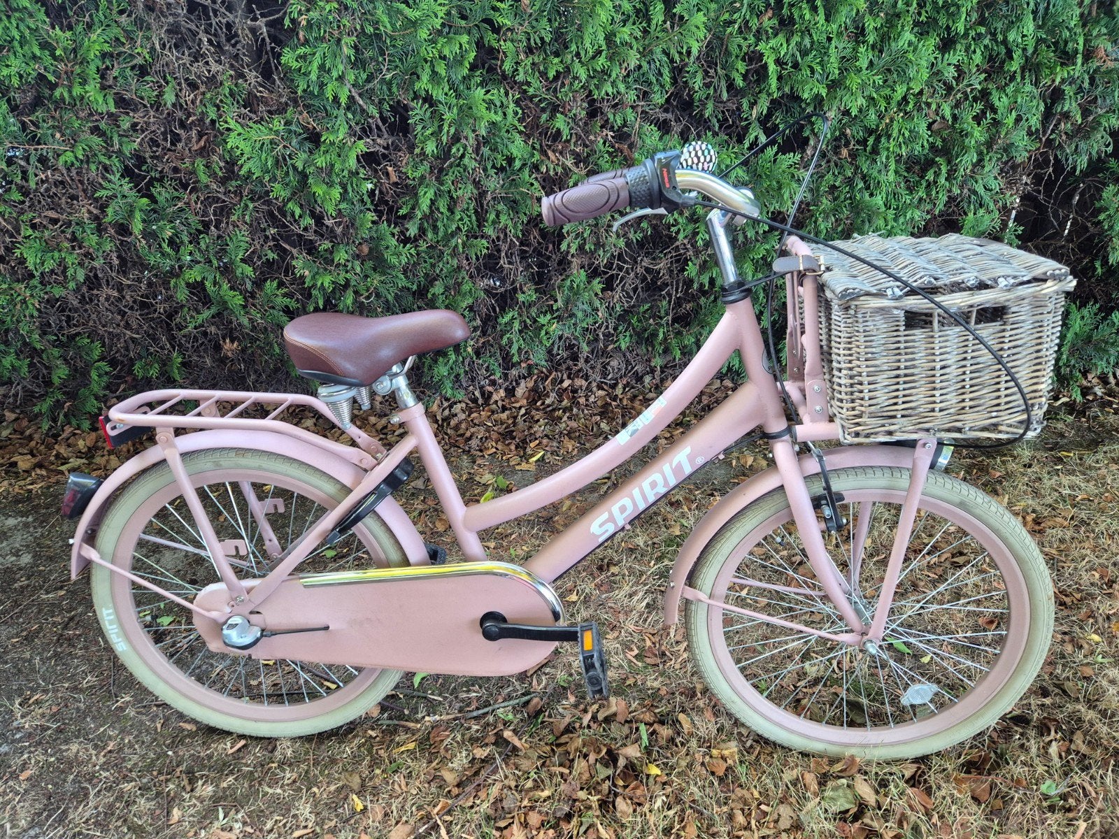 Spirit Meisjesfiets 22 inch - Roze met mandje, Ophalen, Gebruikt, 22 inch, Versnellingen