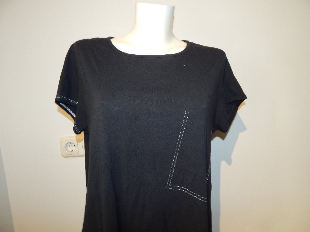 Sarah Pacini zwart shirt witte accenten merk band rug L, Sarah Pacini, Zwart, Maat 42/44 (L), Ophalen of Verzenden