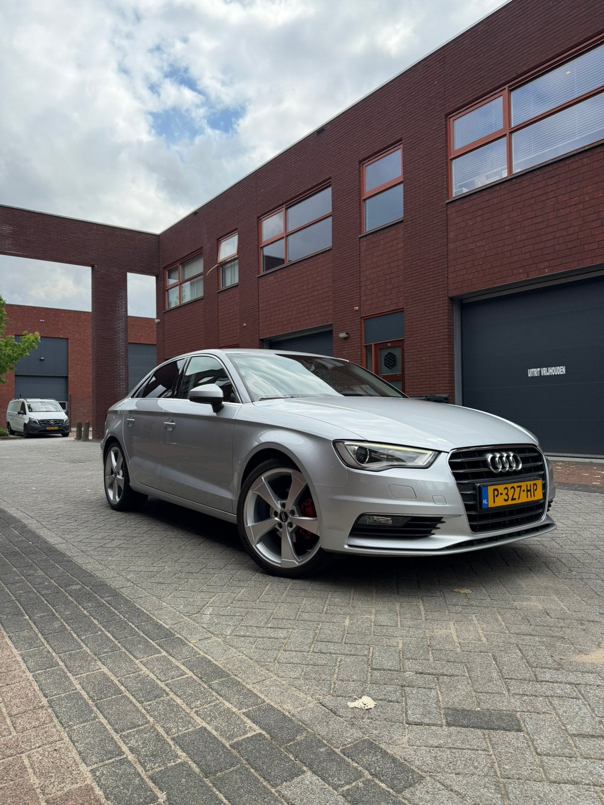Audi A3 1.4 Tfsi Sedan 2014 Grijs, Auto's, Audi, Stof, Zwart, 4 cilinders, 1395 cc