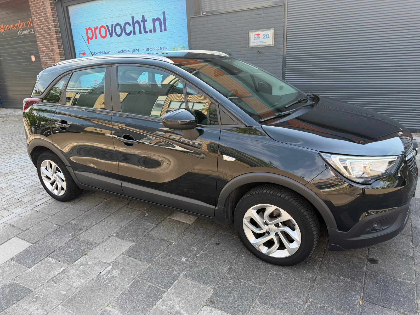 Opel Crossland X 1.2 Turbo 110pk 2020 Zwart 2e eigenaar, Voorwielaandrijving, Zwart, 1199 cc, Zwart