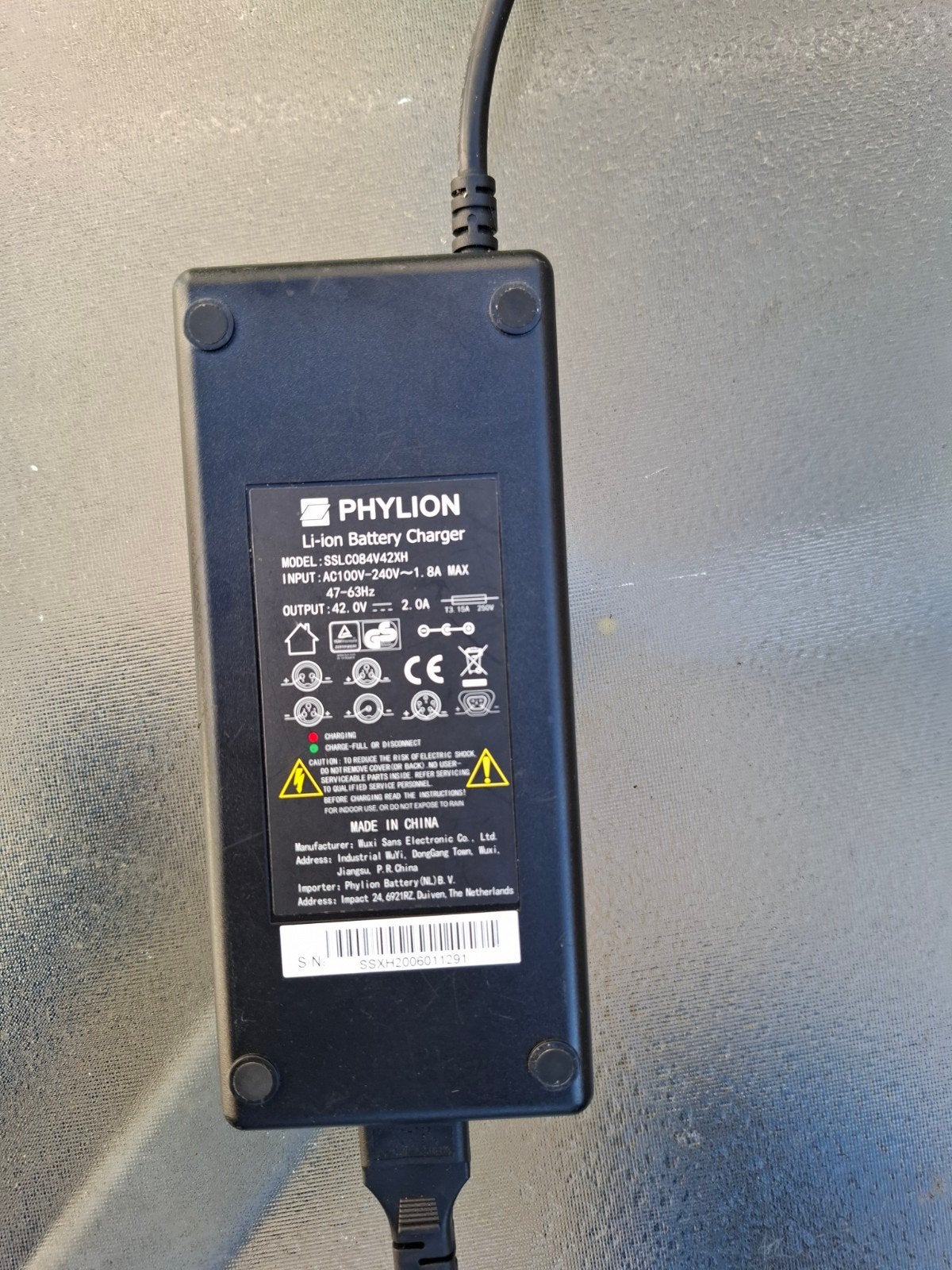 Phylion Li-ion Acculader 42V 2.0A (Model: SSLC084V42XH), Ophalen of Verzenden, Zo goed als nieuw