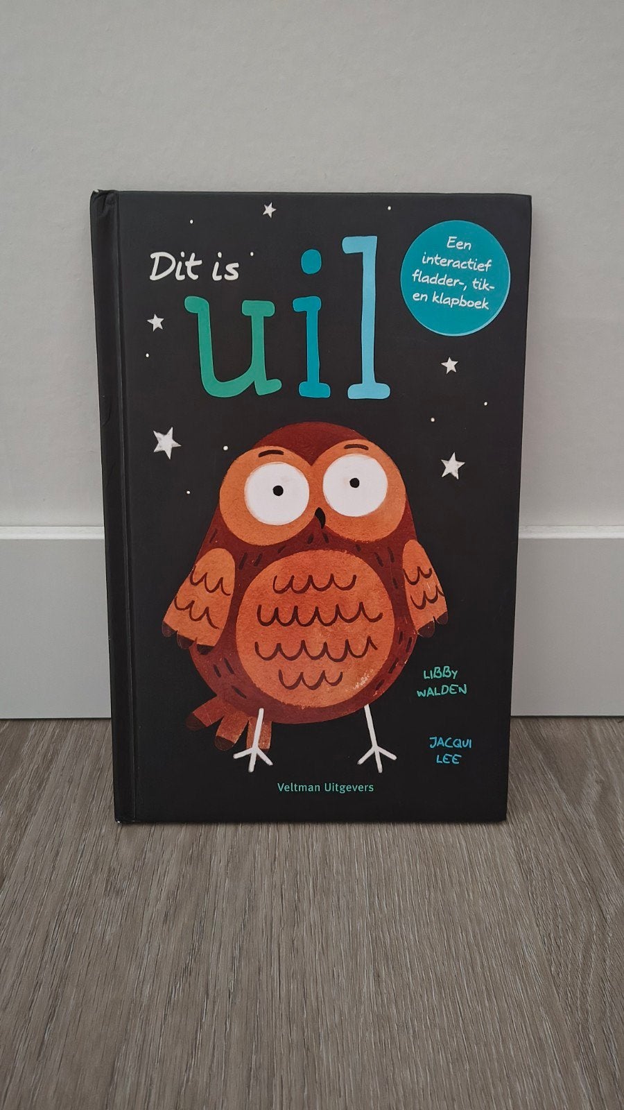 Dit is Uil, Ophalen of Verzenden, Zo goed als nieuw, Uitklap-, Voel- of Ontdekboek, 1 tot 2 jaar