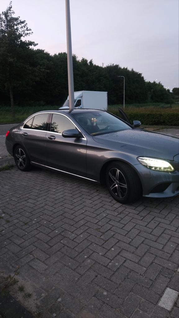 Mercedes-Benz C-Klasse C220 d 194pk 9G-TRONIC 2019 Grijs, Auto's, Mercedes-Benz, Automaat, Achterwielaandrijving, 1800 kg, 4 cilinders