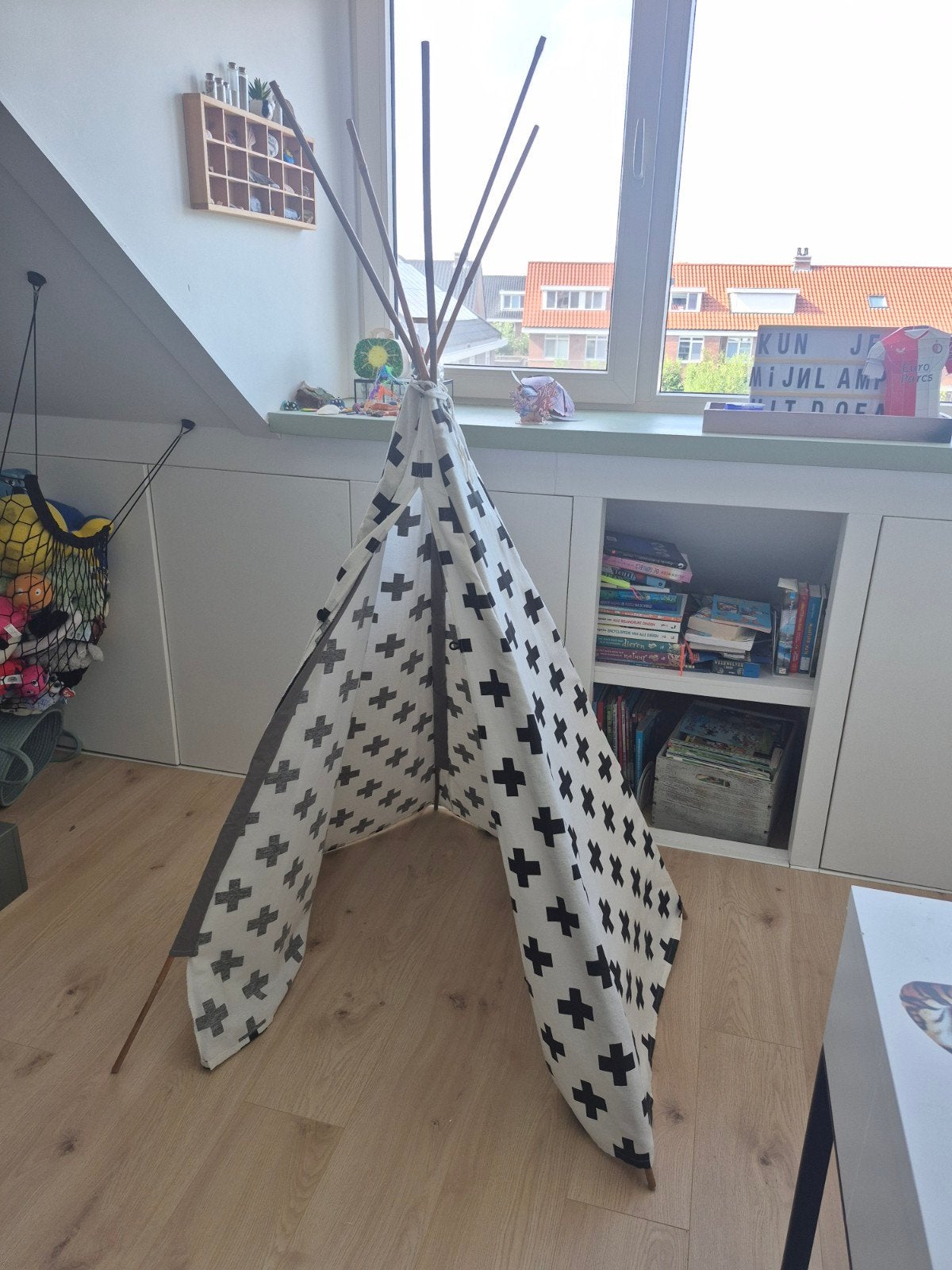 Tipi tent, Ophalen, Overige materialen