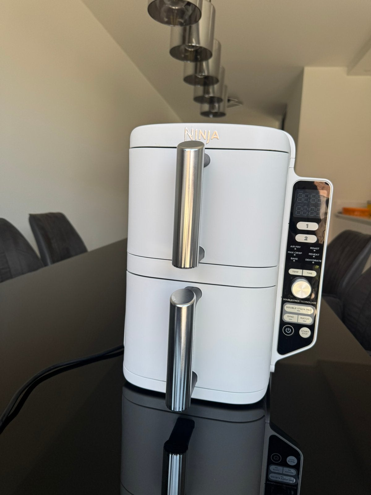 Ninja Airfryer DoubleStack 9,5 Liter Wit + Grillplaat, Ophalen, Zo goed als nieuw, Airfryer XXL, 1500 gram of meer