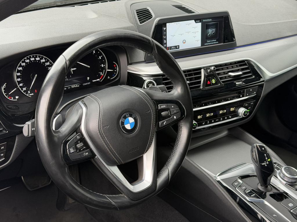BMW 5 Serie Touring 520i High Executive | RIJKLAAR | Trekhaa, Automaat, 1998 cc, Achterwielaandrijving, Gebruikt