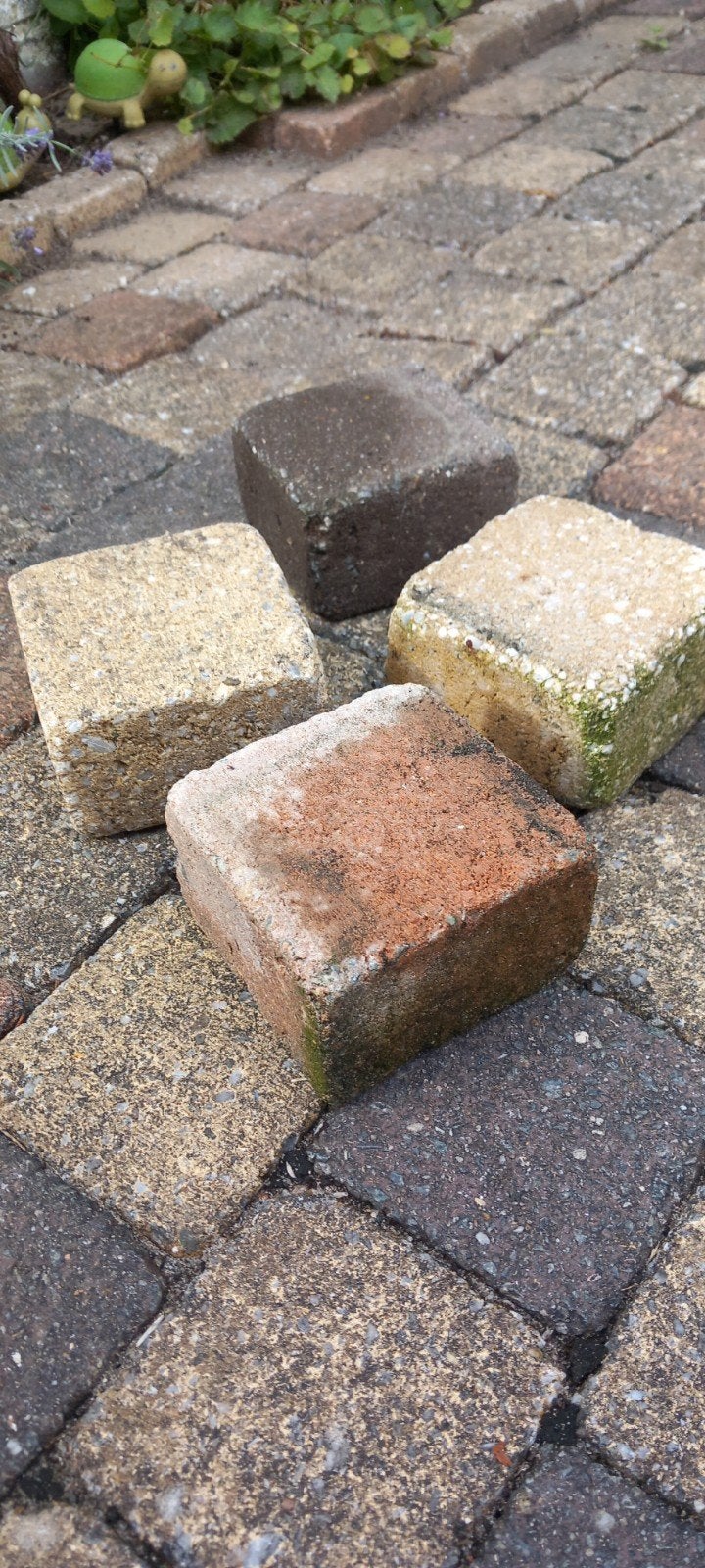 Gebruikte betonnen klinkers voor terras of pad, Ophalen, Gebruikt, Klinkers, 10 m² of meer