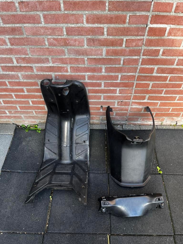 Piaggio typhoon binnenkappenset, Motoren, Ophalen of Verzenden